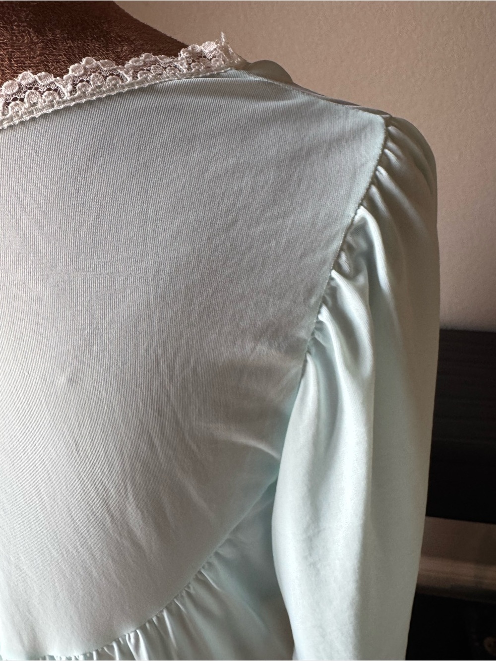 Silk Essence by Miss Elaine Blue Lace Traditional Nightgown Romantic Nylon M - Picture 7 of 12